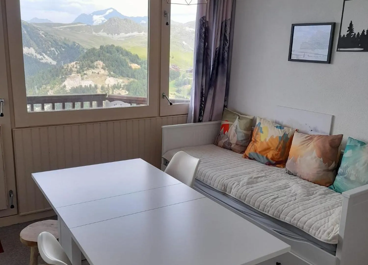 Appartement 4 Personnes Dans Le Mythique Paquebot Des Neiges A La Plagne