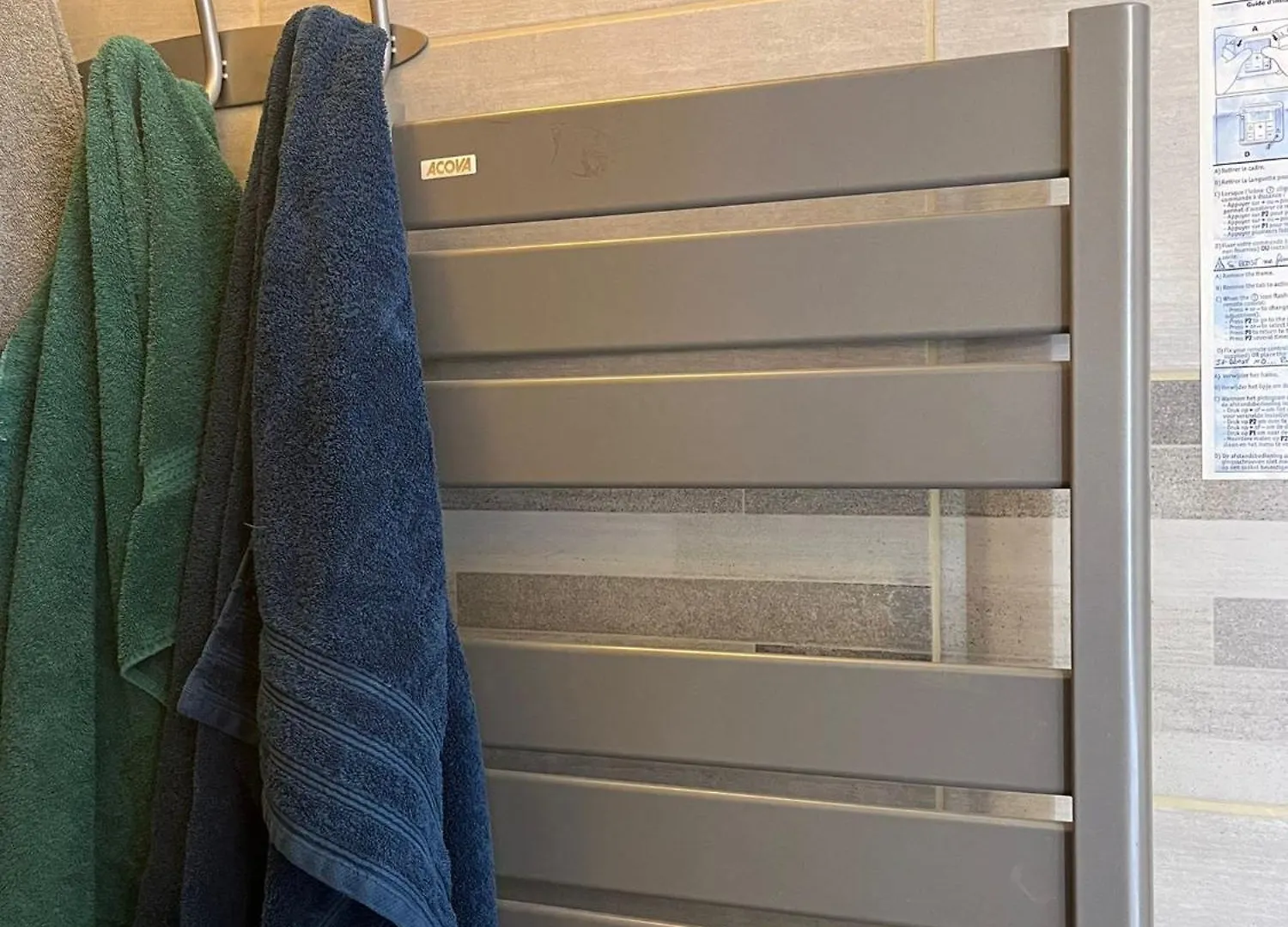 Appartement 4 Personnes Dans Le Mythique Paquebot Des Neiges A La Plagne 0*,  France