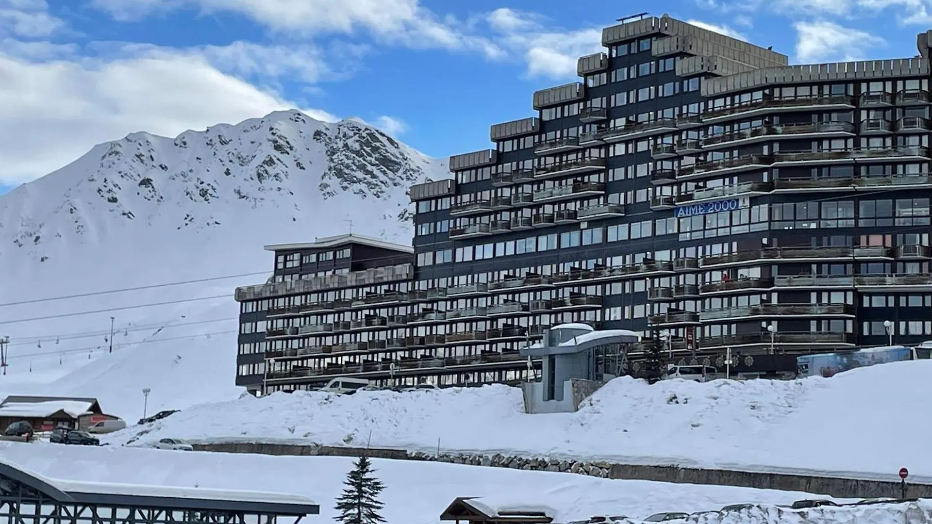 Appartement 4 Personnes Dans Le Mythique Paquebot Des Neiges A La Plagne Apartment